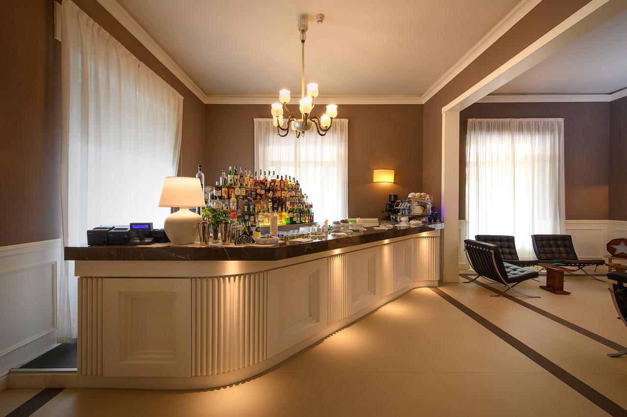 Grand & Riviera Hotel 4*