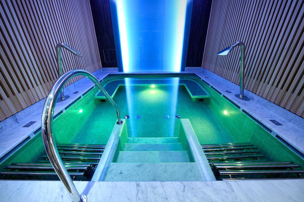 Grand & Riviera Hotel 4*