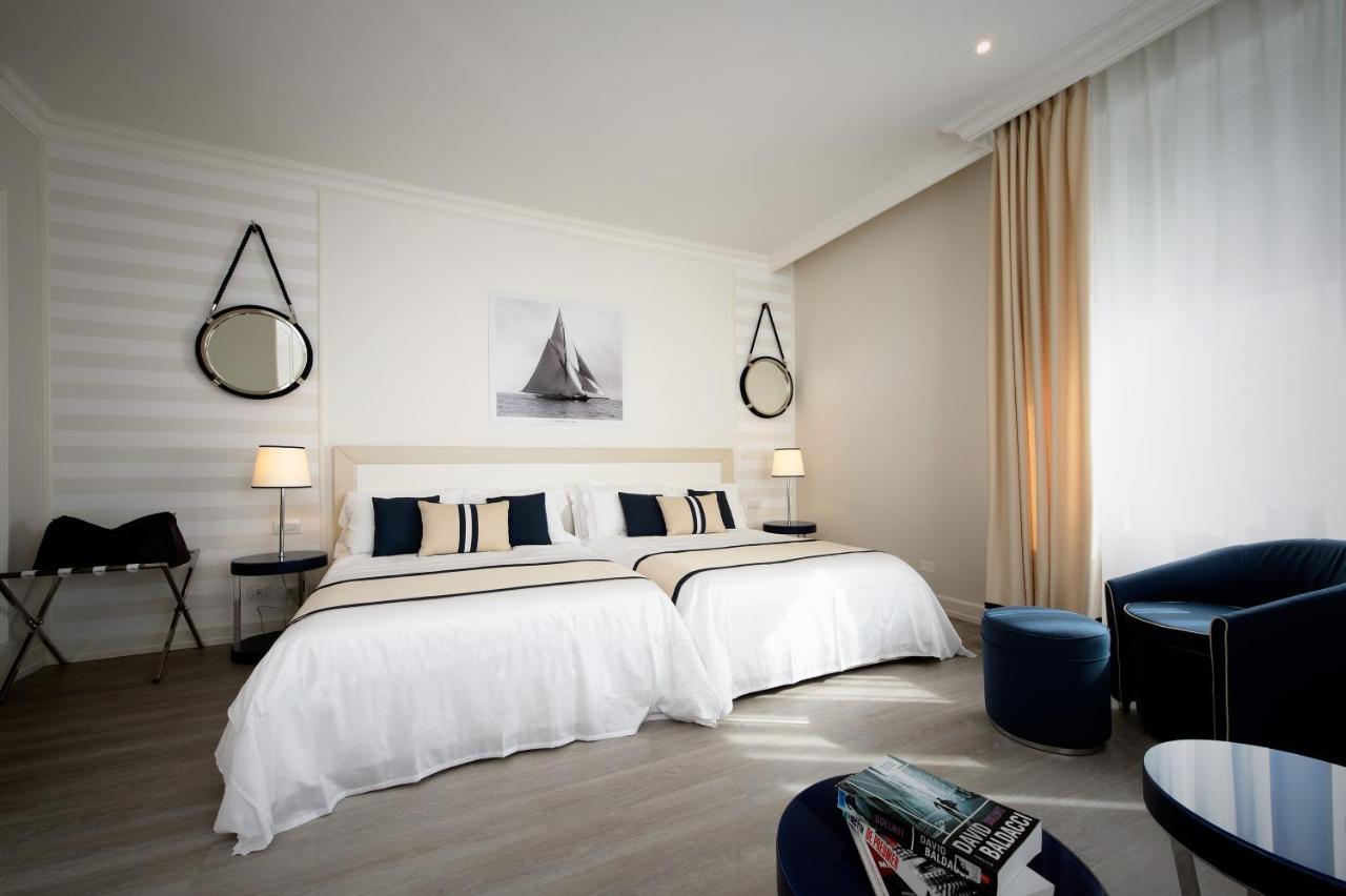 Grand & Riviera Hotel 4*