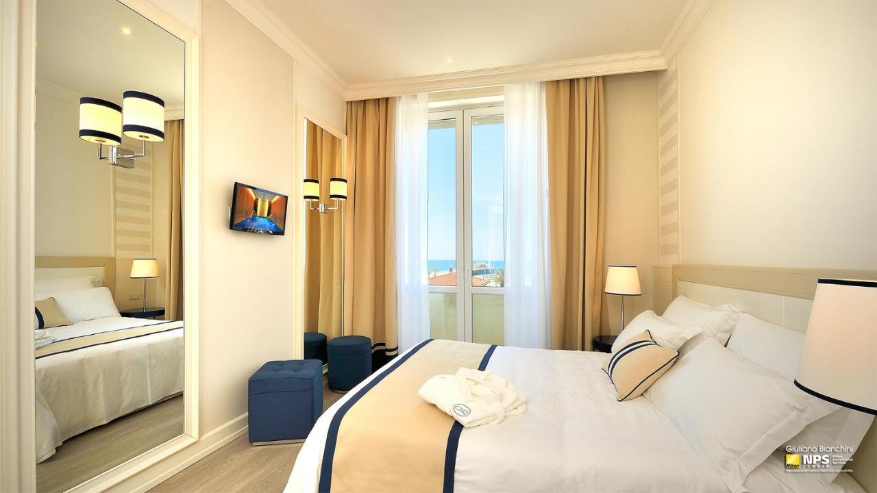 Hotel Grand & Riviera