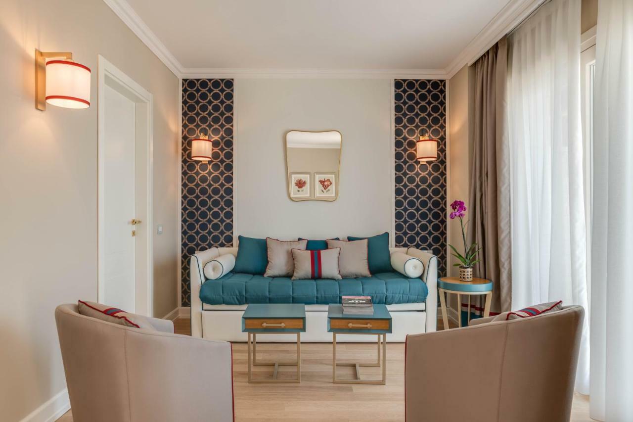 Hotel Grand & Riviera